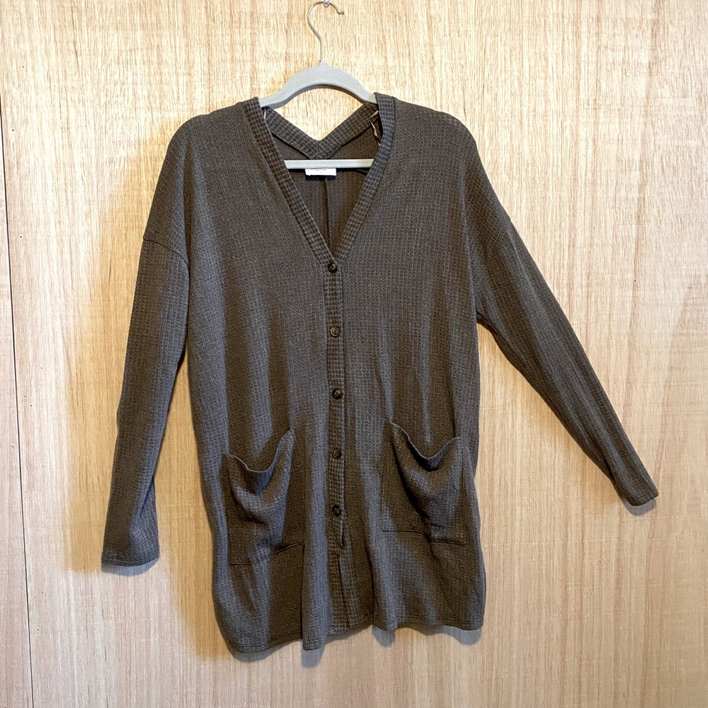 💚NWOT Olive green cardigan💚